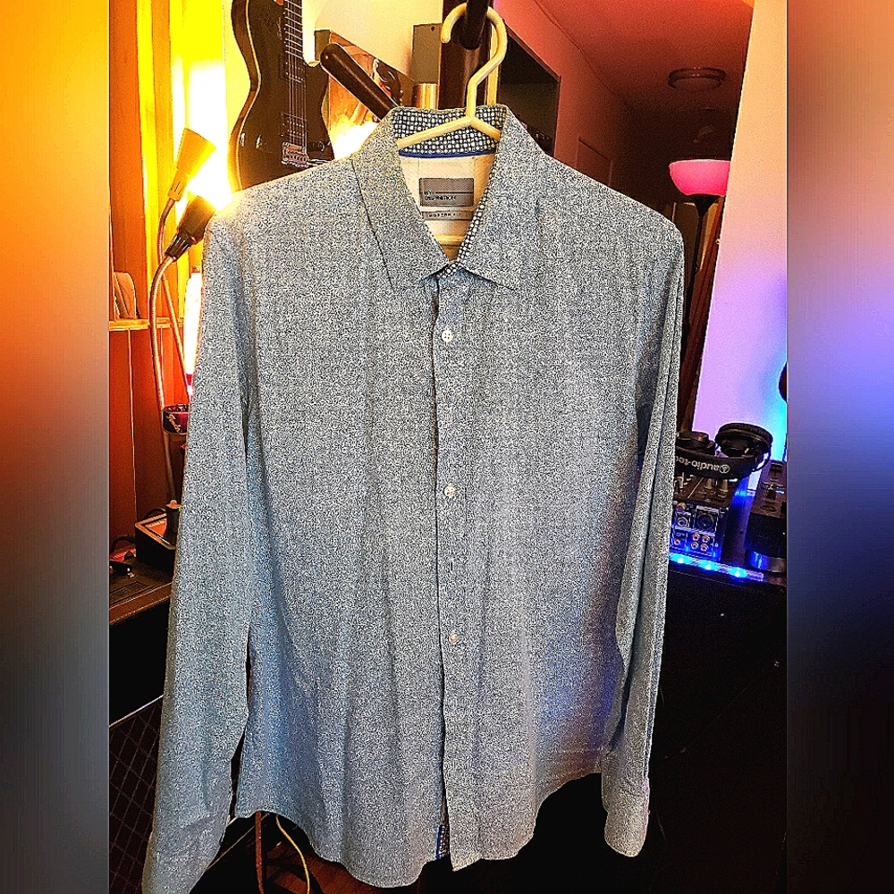 Mens blue medium print dress shirt.